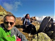 46 Alla Madonnina di vetta del Pietra Quadra (2356 m)-selfie 